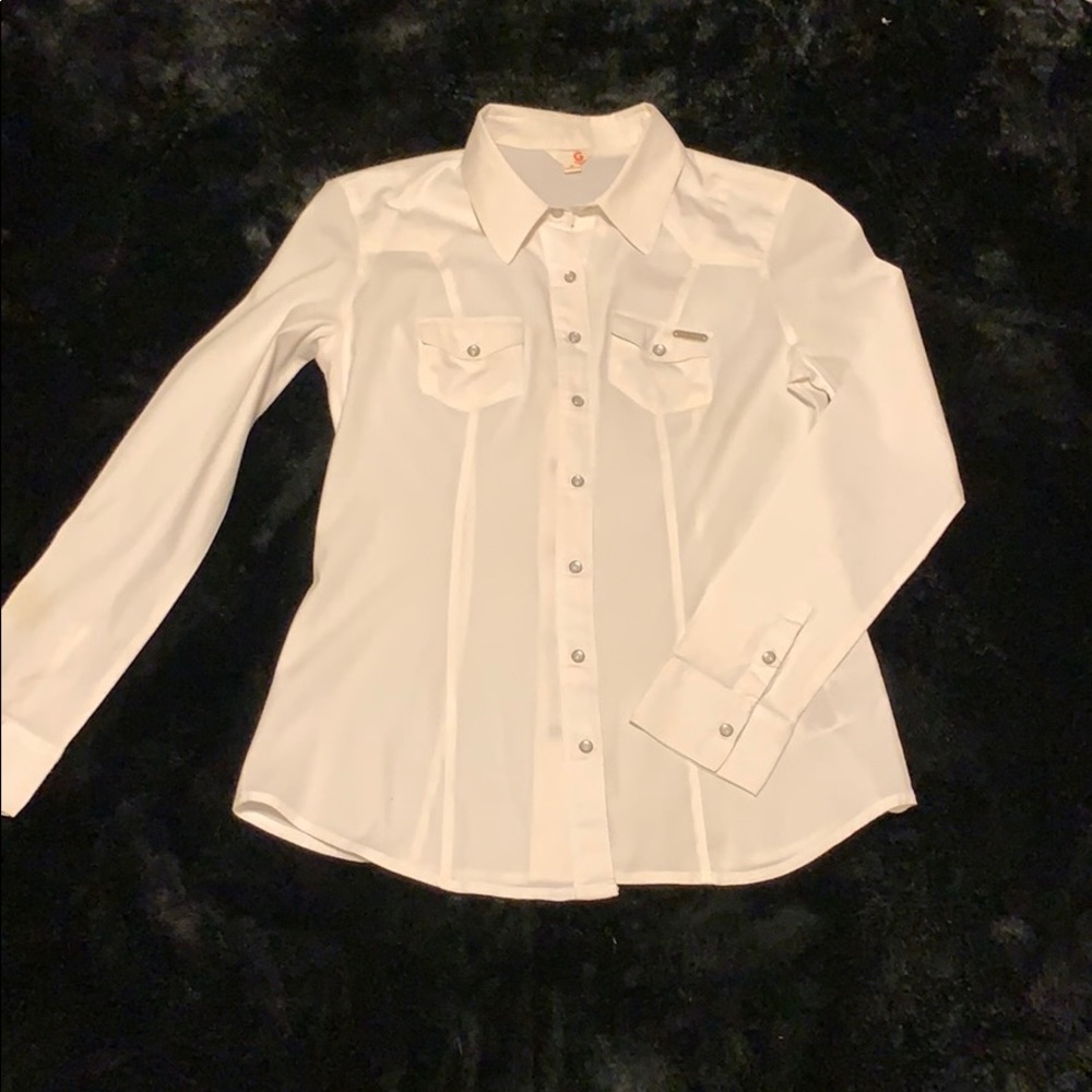 Basic White Fitted Blouse